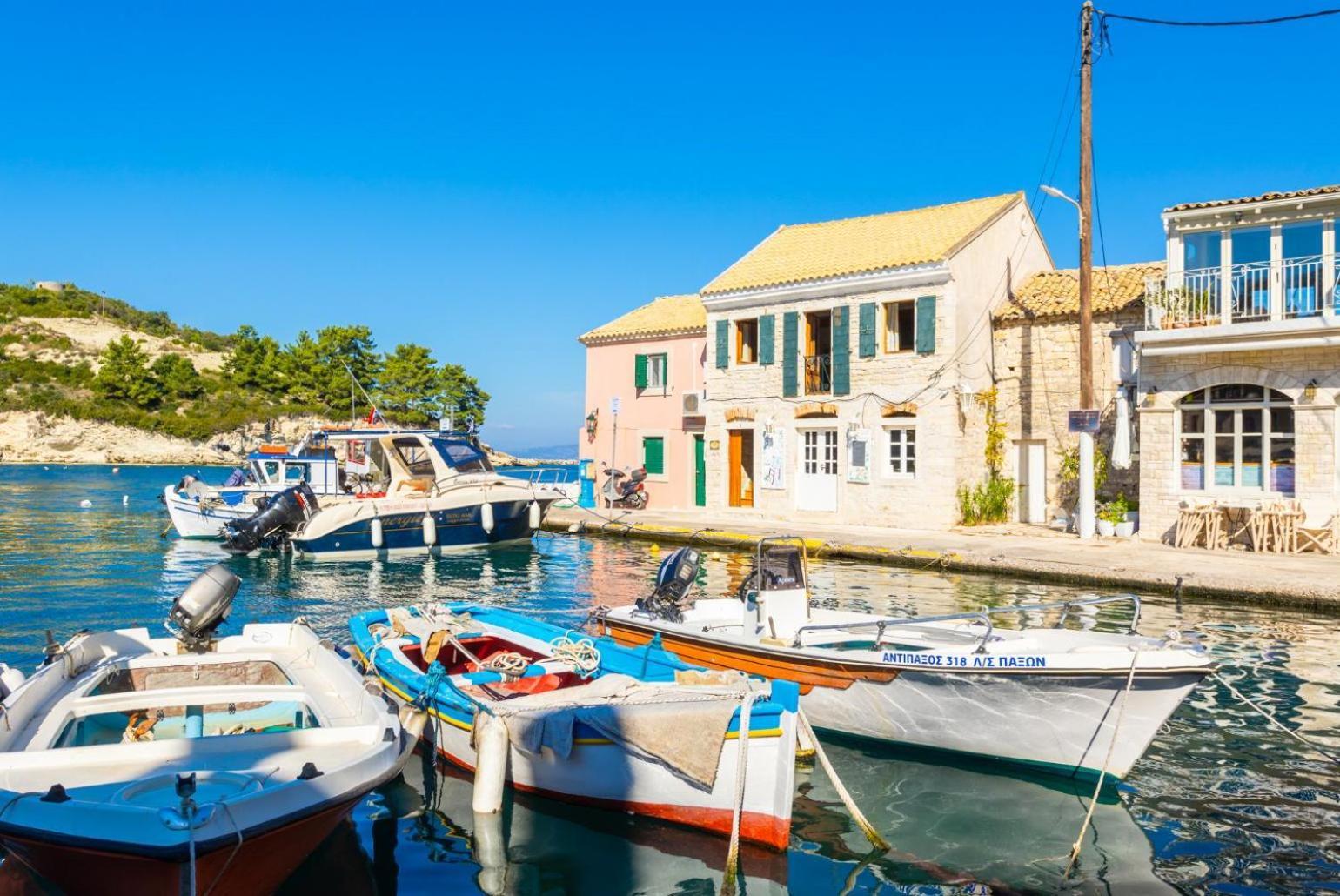 Spiros Jetty House Daire Longós Dış mekan fotoğraf